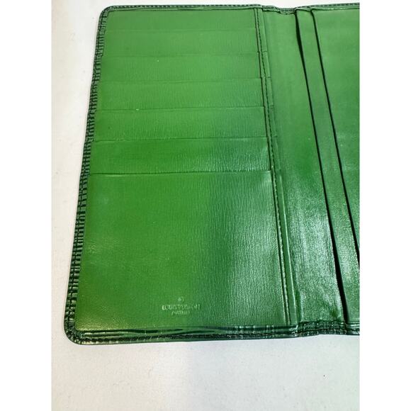 Louis Vuitton Porte Yen Credit Bifold wallet passport holder green Epi - Picture 6 of 9